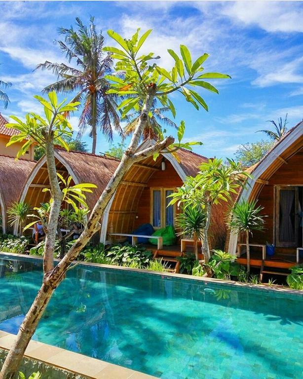 ปาราเดซา วิลลา Hotel กีลีตราวางัน ภายนอก รูปภาพ