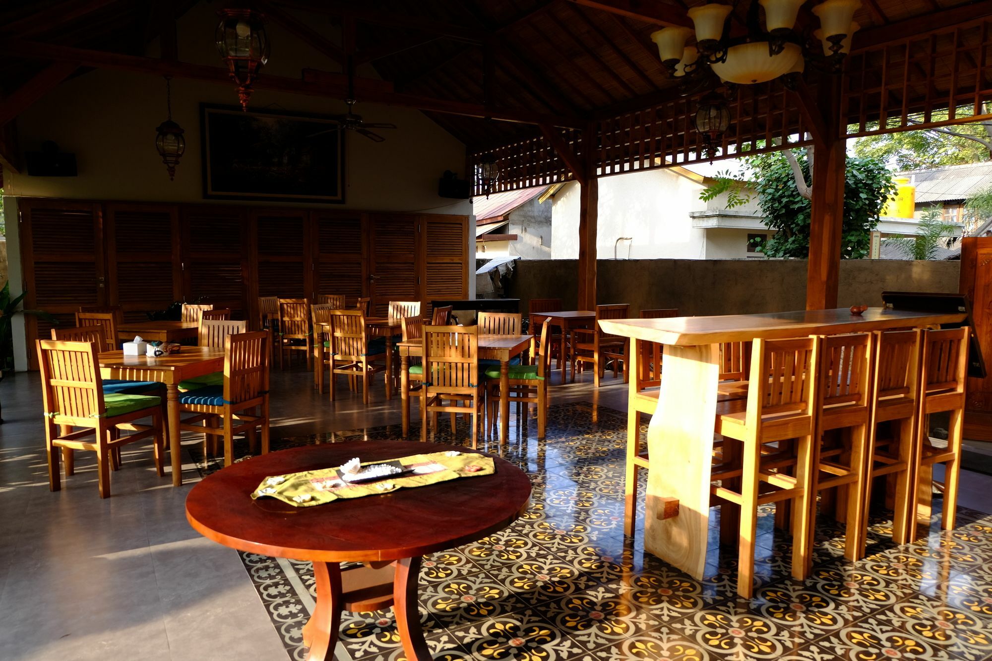 ปาราเดซา วิลลา Hotel กีลีตราวางัน ภายนอก รูปภาพ
